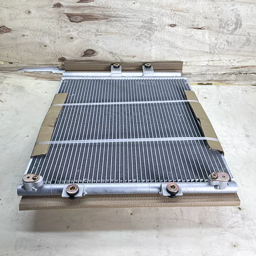 XCMG 813500884 TC08A001Z Condenser Assembly For XE215C