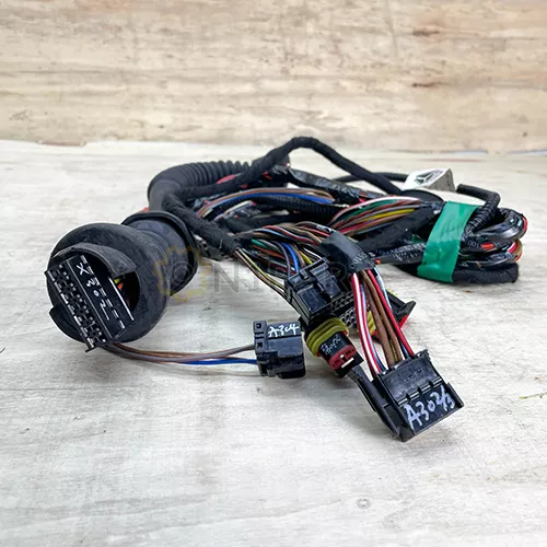 HOWO AZ9918770062 Right Vehicle Door Wiring Harness