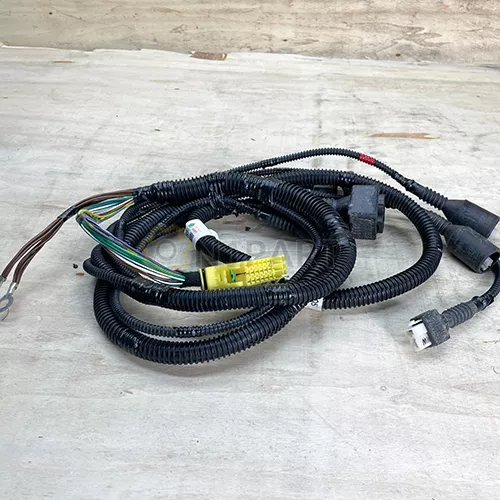 Sinotruk HOWO AZ9925770005 Left Front Wire Harness